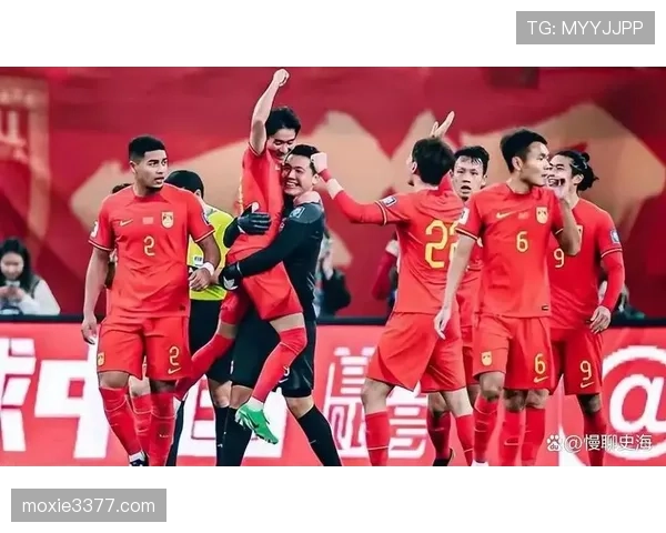 国足世预赛关键战在即 主帅调整阵容应对出线压力